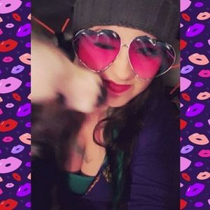 Meet your Posher, Chandler